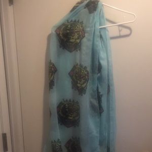 Light blue pretty scarf